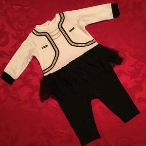 🔘🔸🔘 LITTLE BUSINESS INFANT ONESIE 🔘🔸🔘 NEW